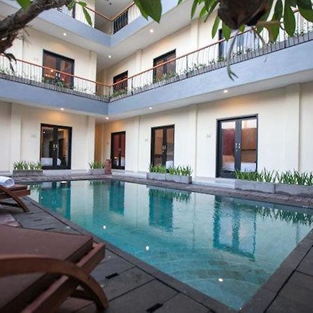 Zuk Hotel Легиан Екстериор снимка