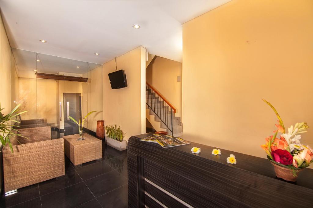 Zuk Hotel Легиан Екстериор снимка