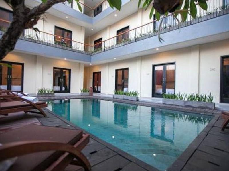 Zuk Hotel Легиан Екстериор снимка