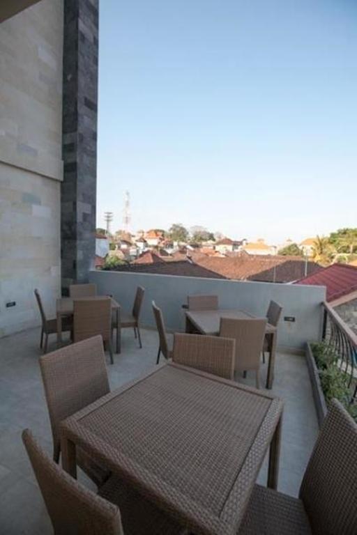 Zuk Hotel Легиан Екстериор снимка